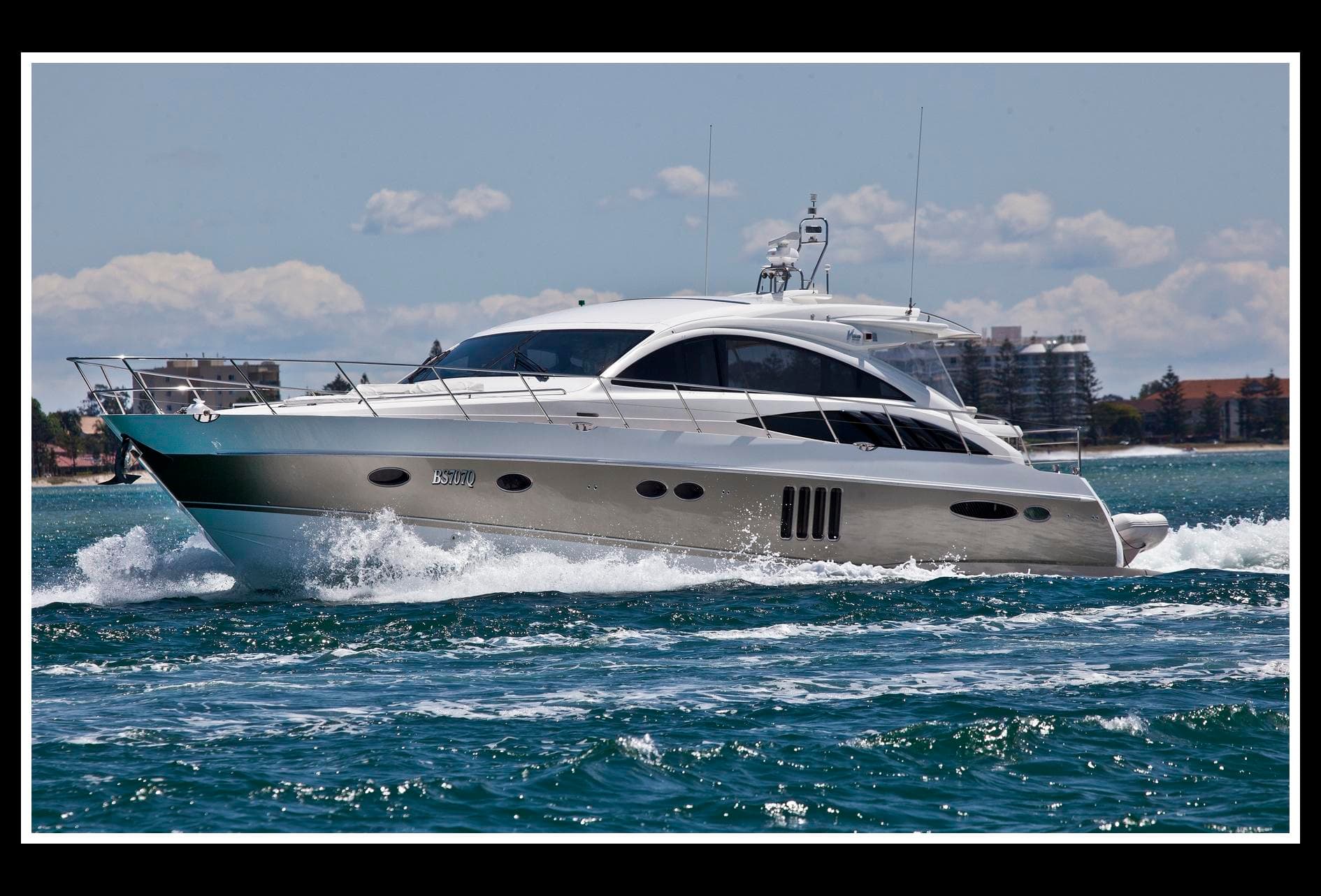 A trailer-sized pleasure boat on the Southport Broadwater