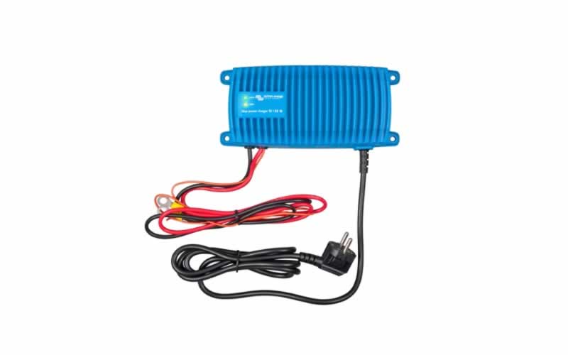 Victron Blue Power IP67 Charger 12 25   1Si